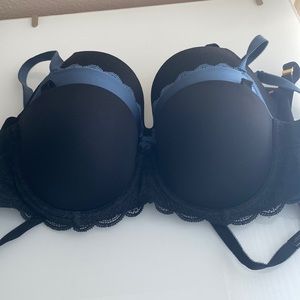 Victoria’s Secret bra bundle